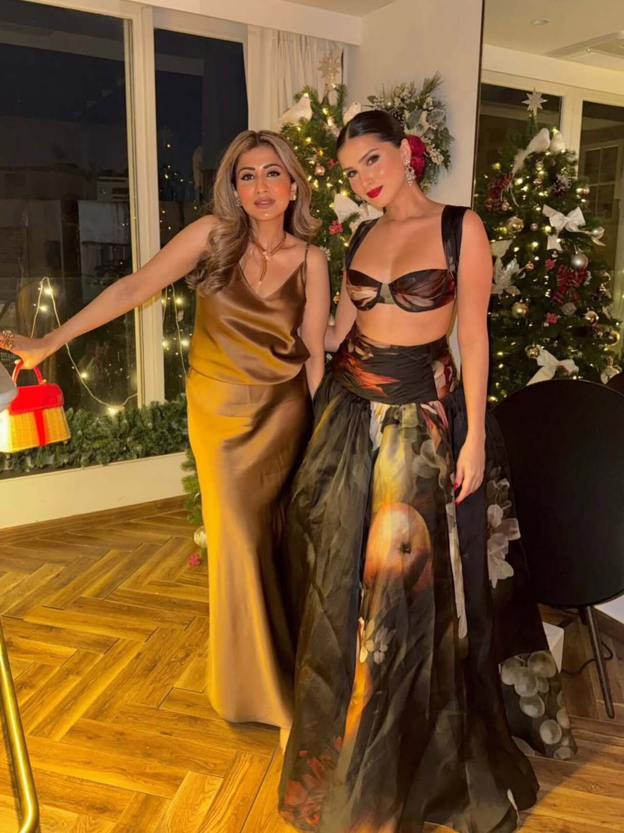 <p>The intimate yet starry gathering was attended by her boyfriend Veer Pahariya, Bhumi Pednekar, Disha Patani, musician Himesh Reshammiya and his wife Sonia Kapoor, Orry, and several close friends</p>